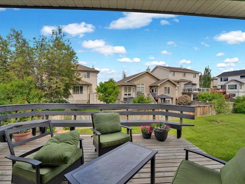 147 Cove Place 
