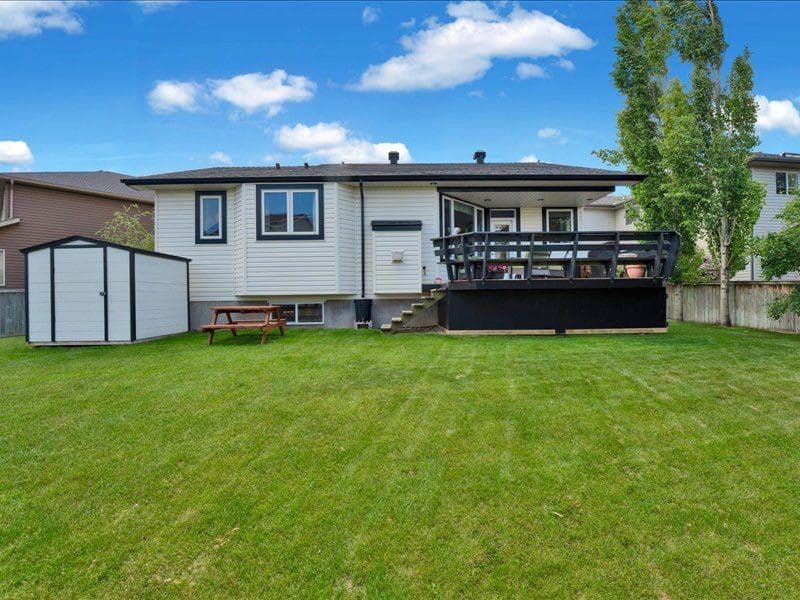 147 Cove Place 