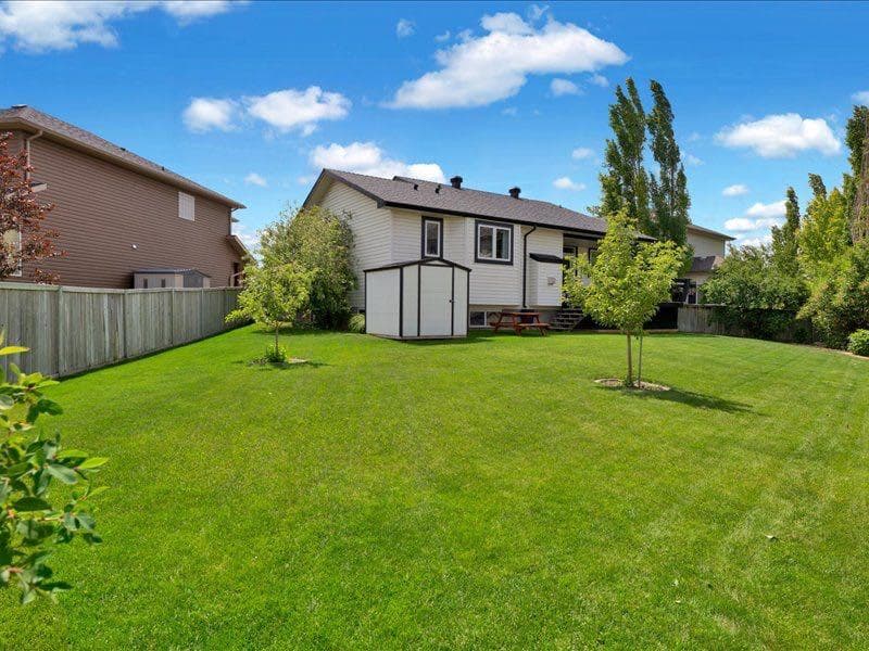 147 Cove Place 