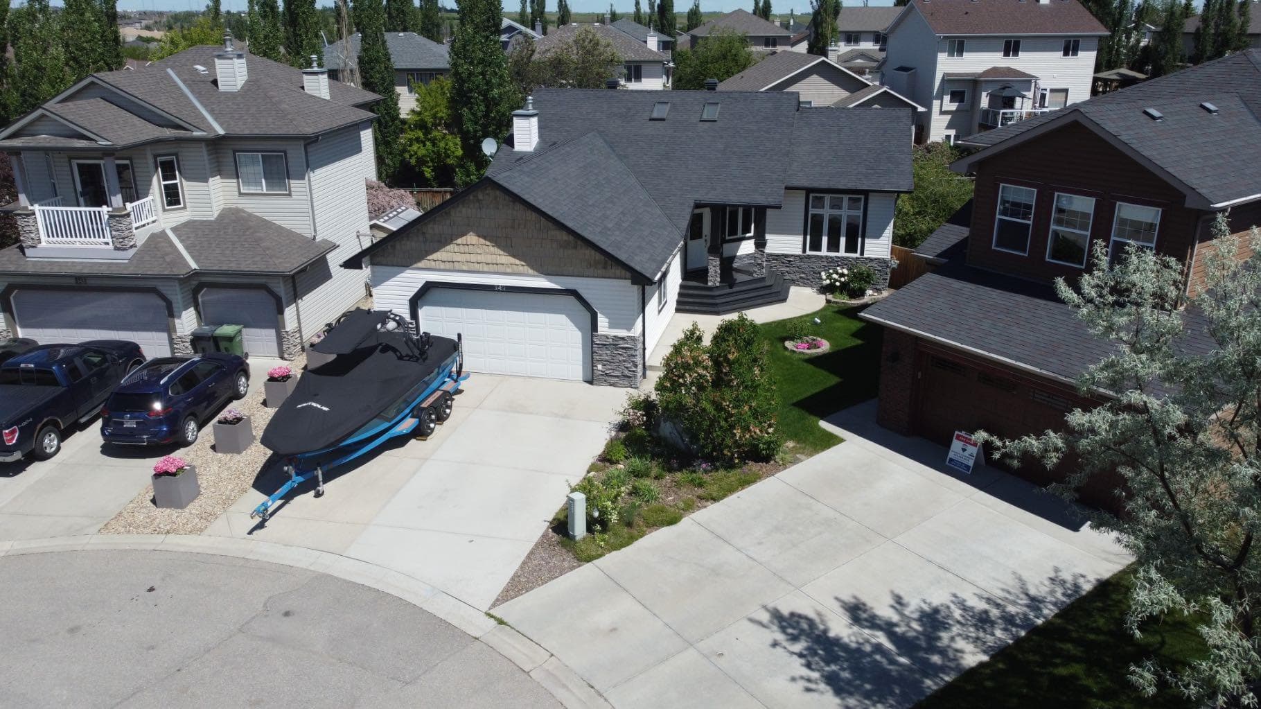 147 Cove Place 