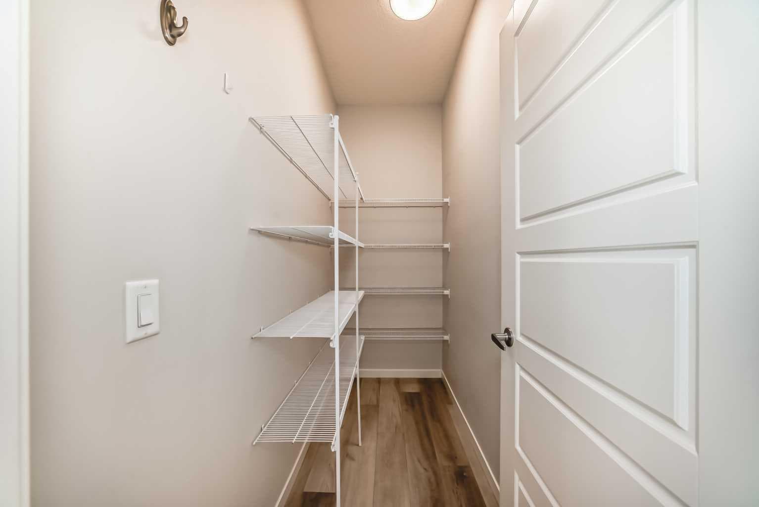 136, 42 Cranbrook Gardens SE
