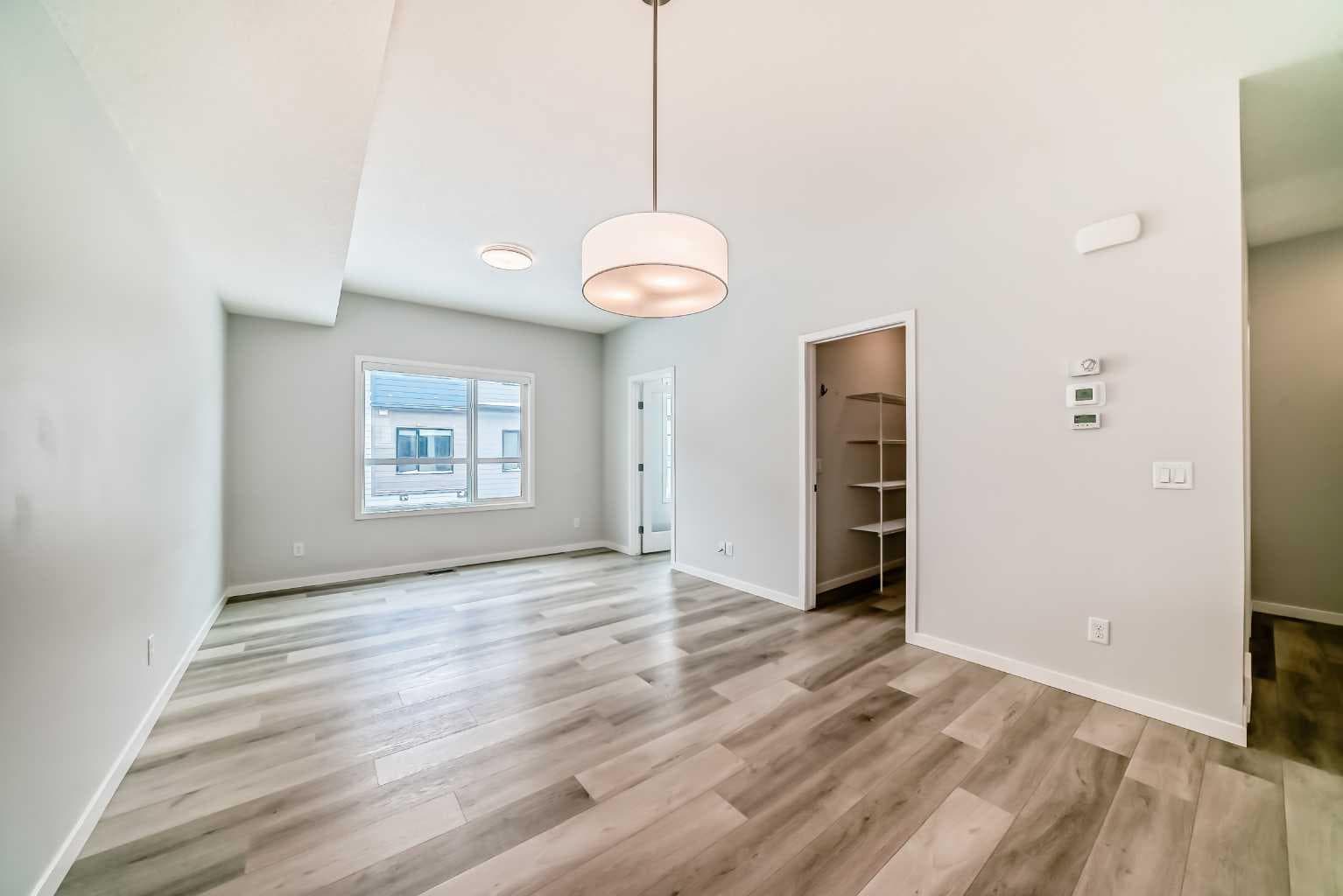 136, 42 Cranbrook Gardens SE