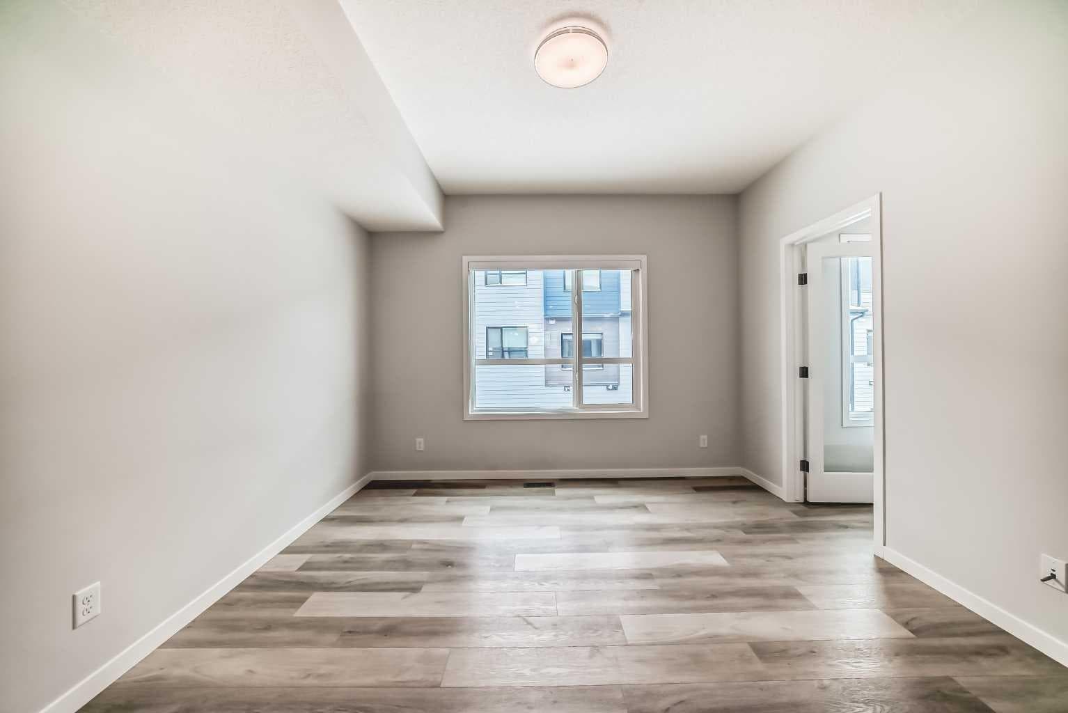 136, 42 Cranbrook Gardens SE