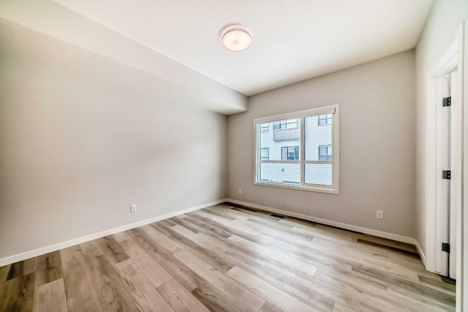 136, 42 Cranbrook Gardens SE