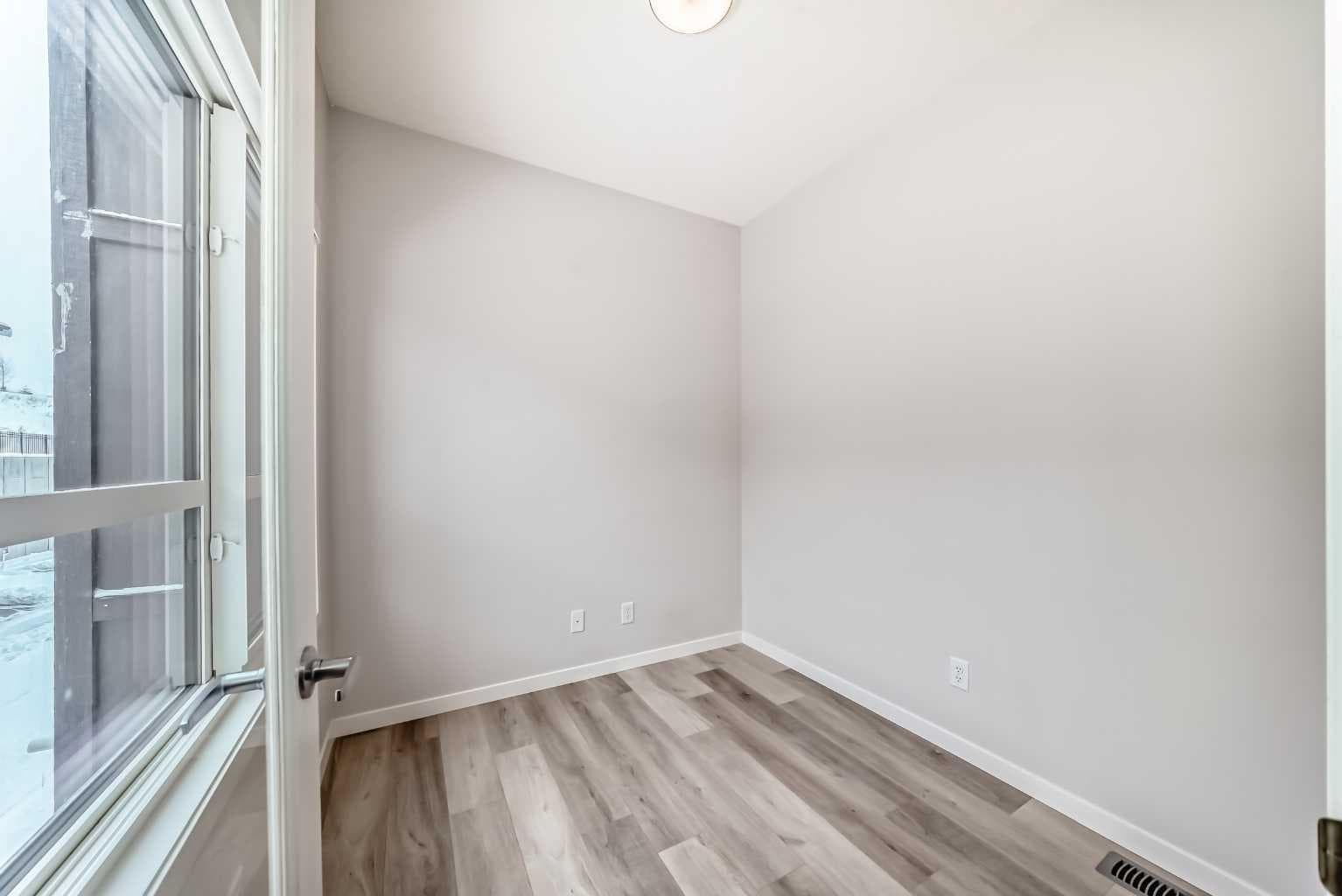 136, 42 Cranbrook Gardens SE