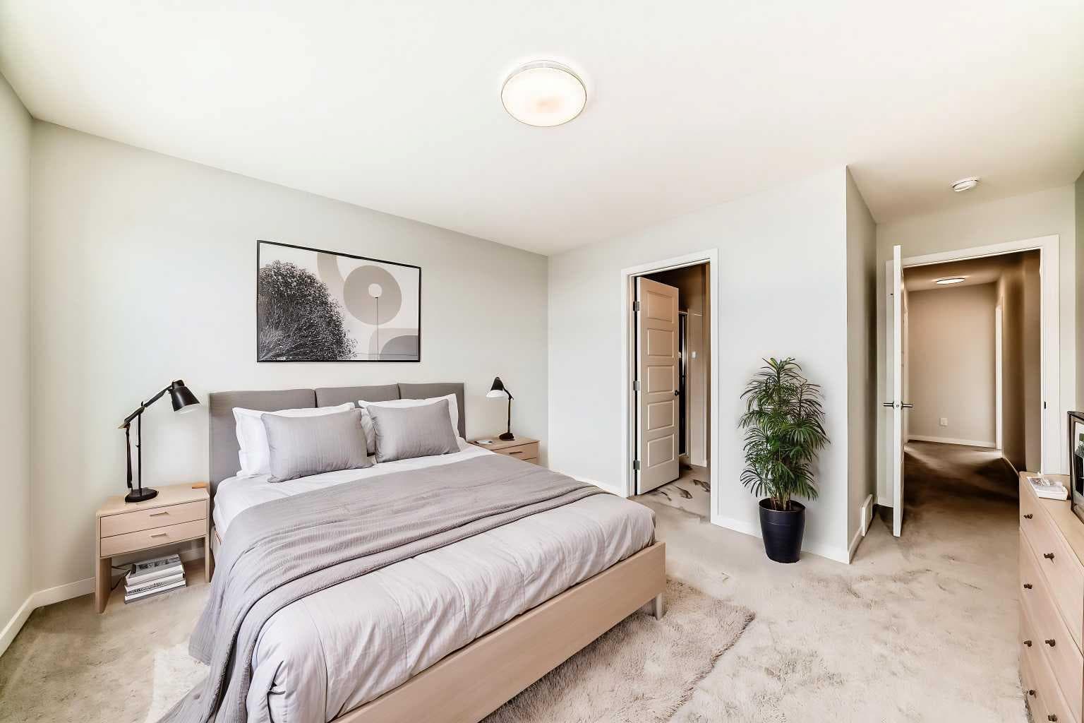 136, 42 Cranbrook Gardens SE