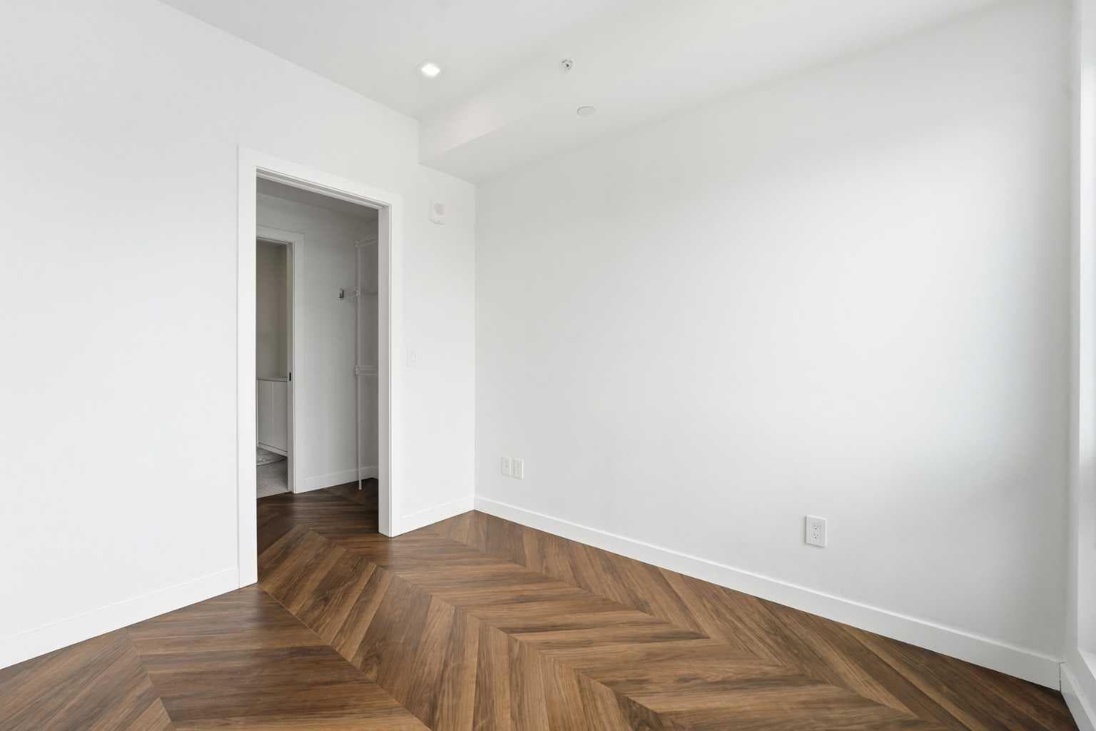 606, 8445 Broadcast Avenue SW