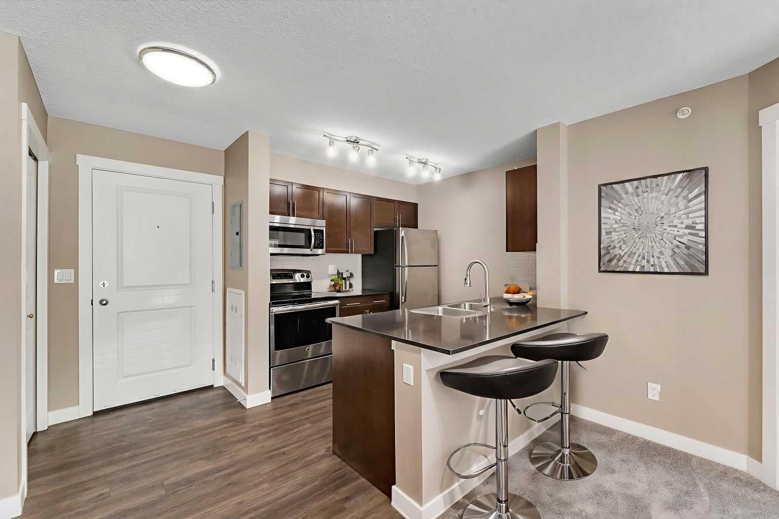 312, 10 Kincora Glen Park NW