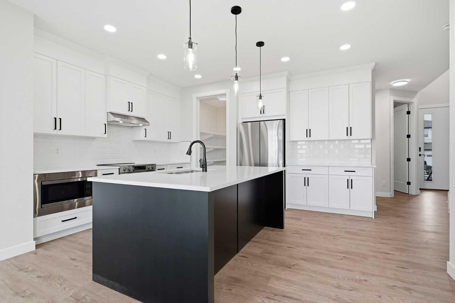 446 Kinniburgh Loop 