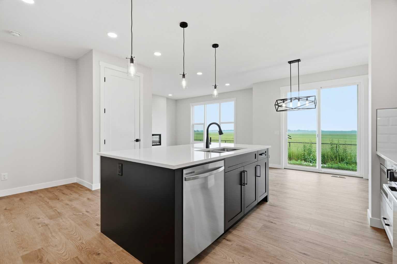 446 Kinniburgh Loop 