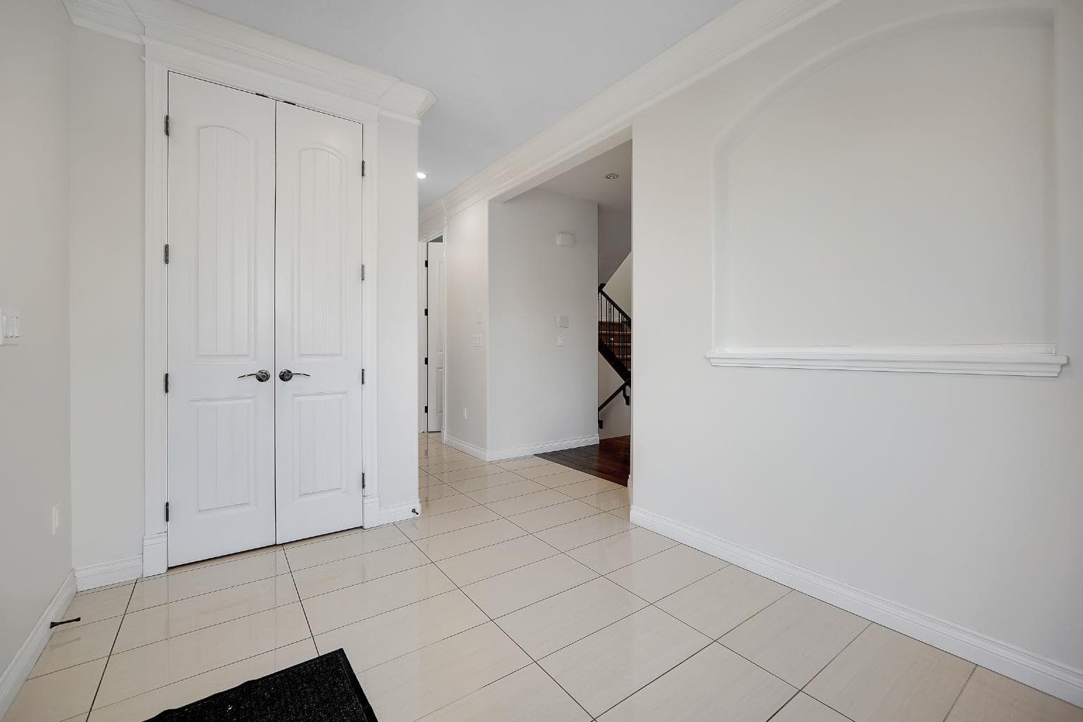 40 Baywater Court SW