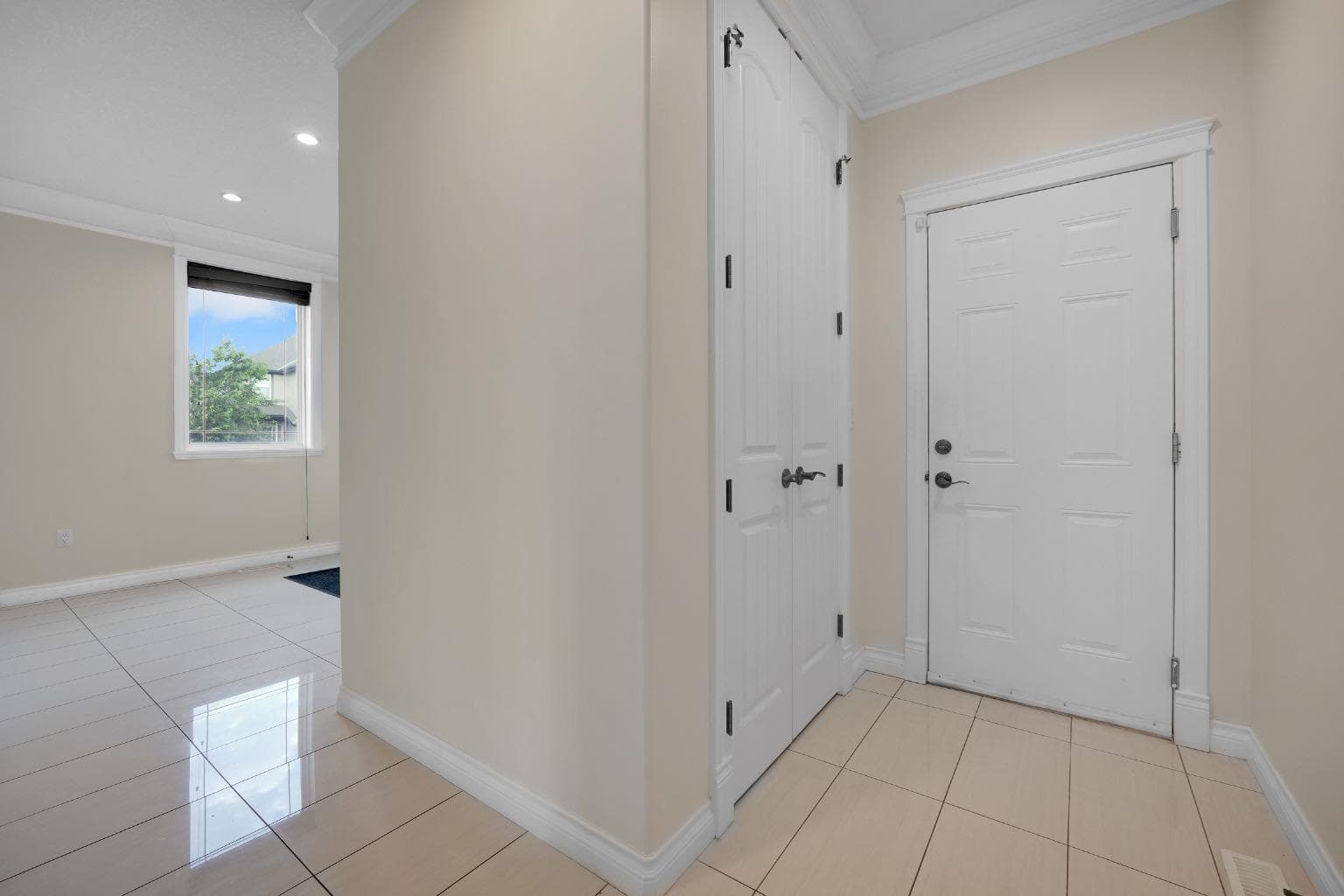 40 Baywater Court SW