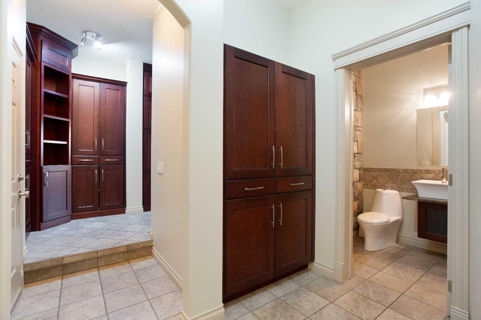 135 Coopers Hill SW