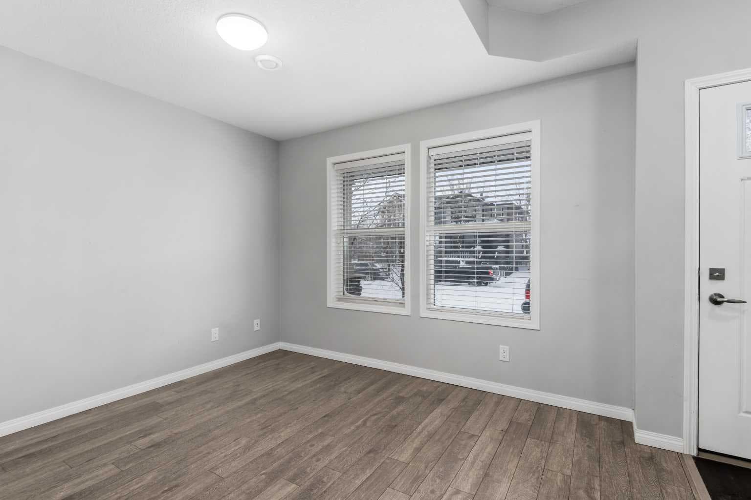 506, 280 Williamstown Close NW
