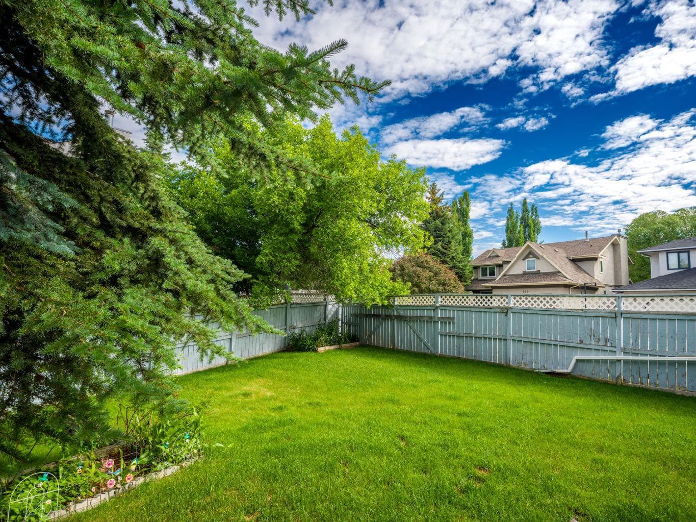 92 Scandia Hill NW