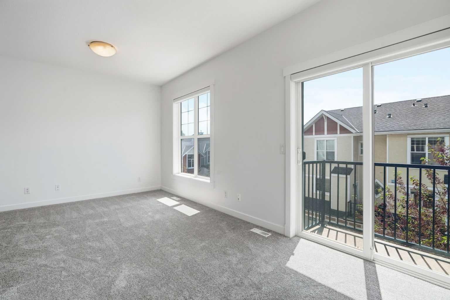 122 west springs Road SW