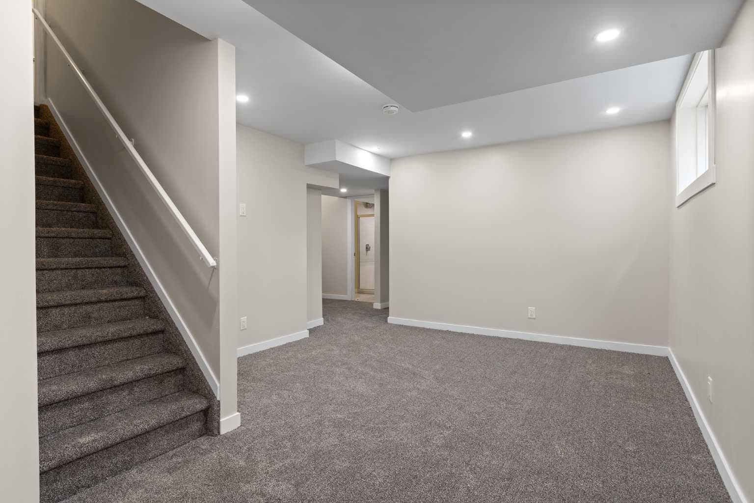 137 Windridge Road SW