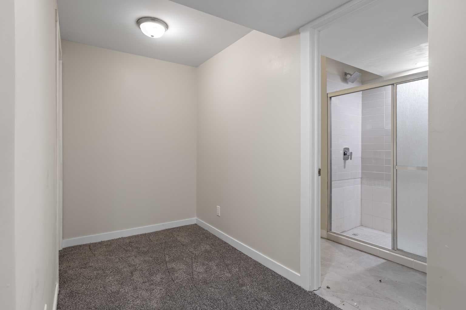 137 Windridge Road SW