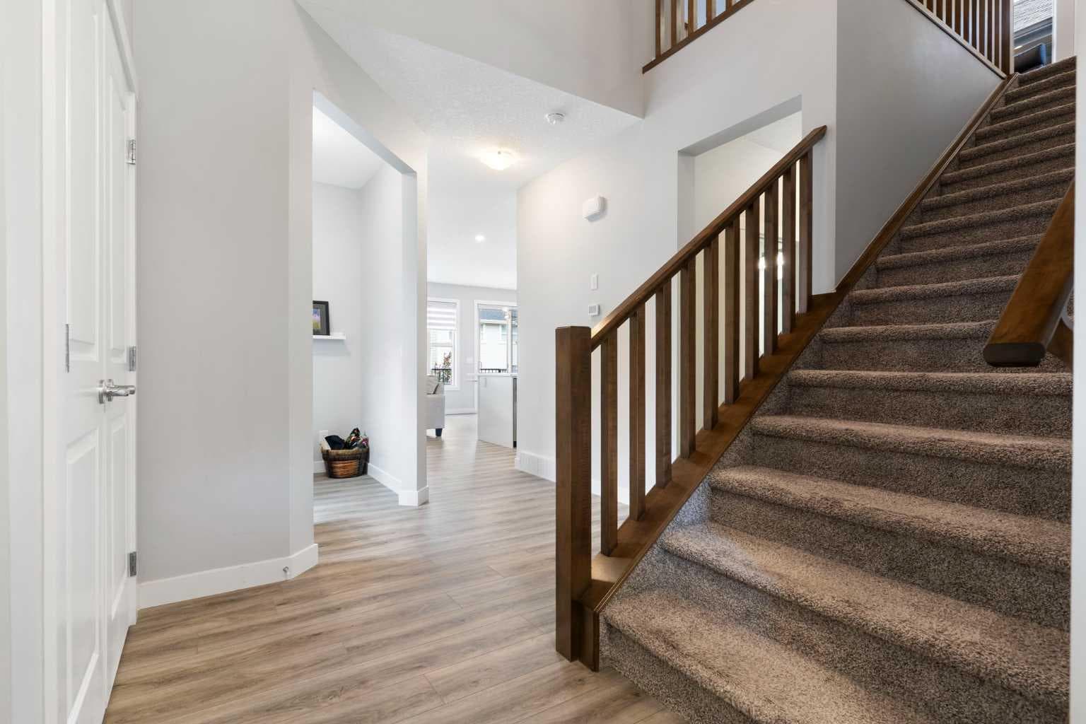 264 Riviera Way 
