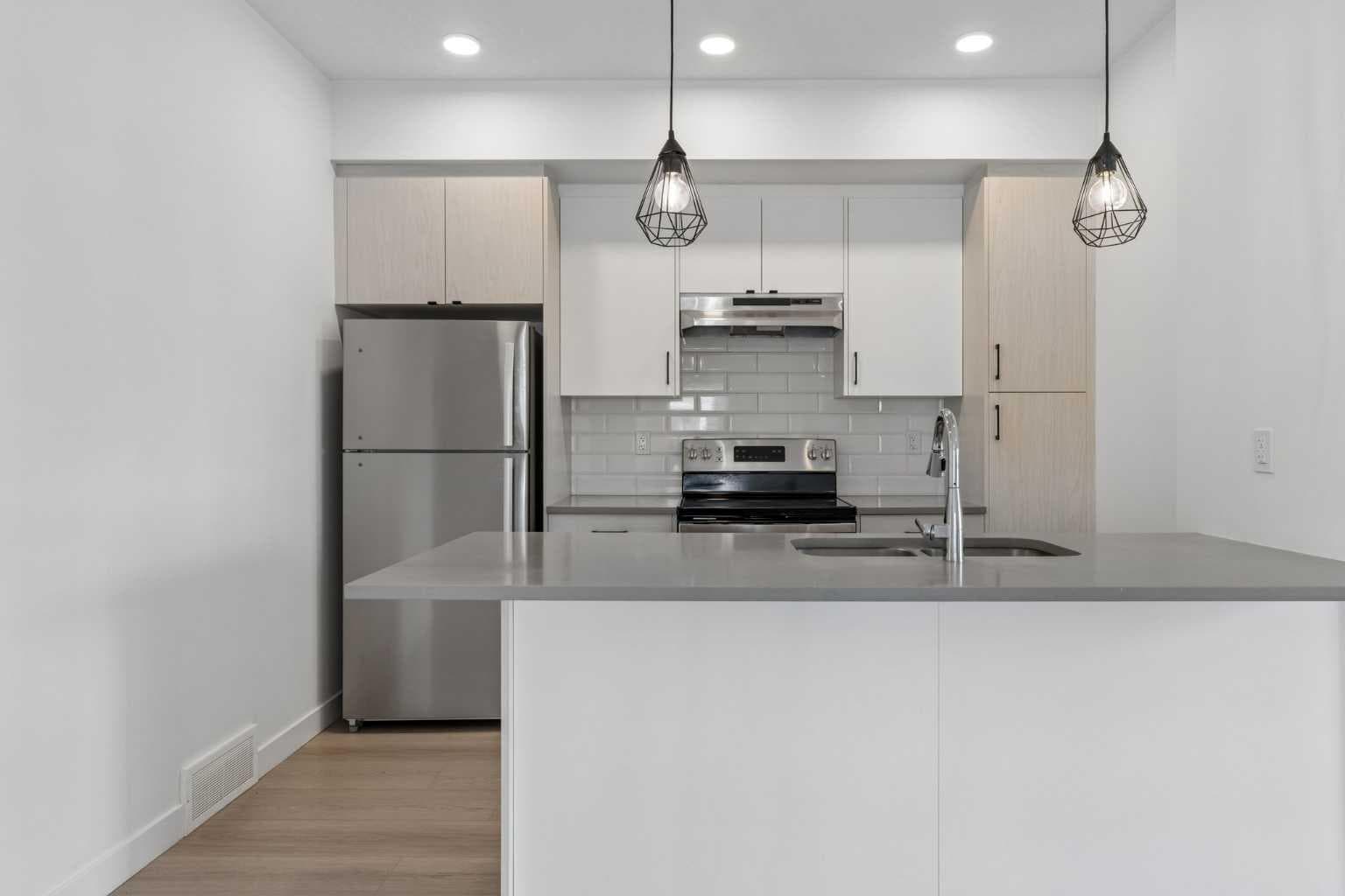 1001, 24 Rivercrest Drive 