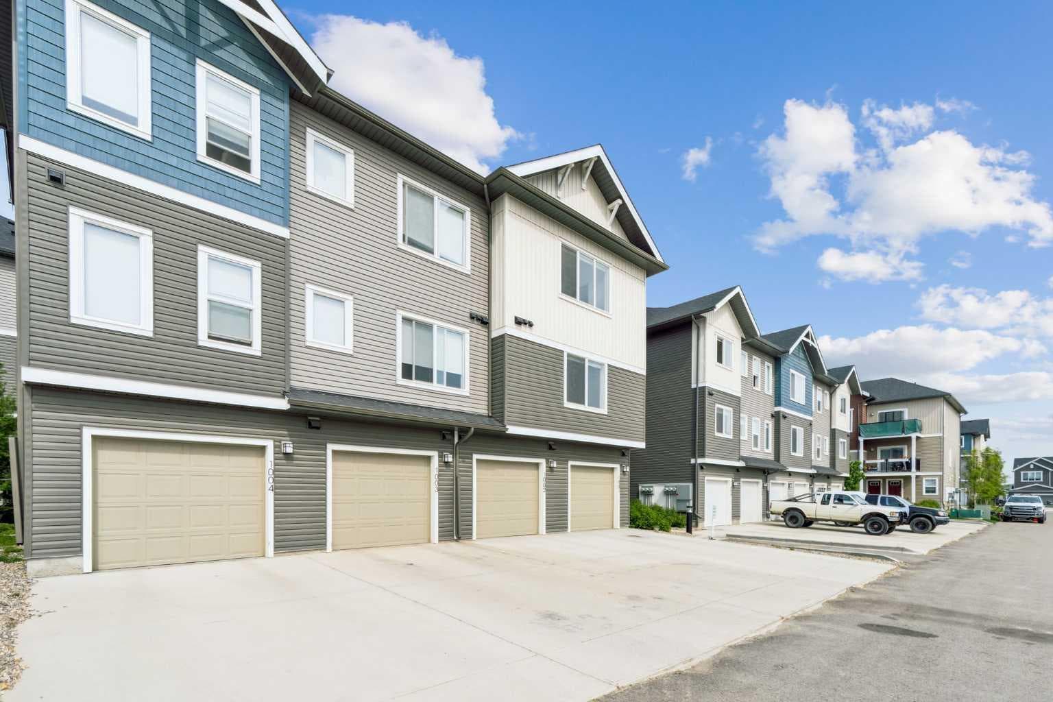 1002, 24 Rivercrest Drive 