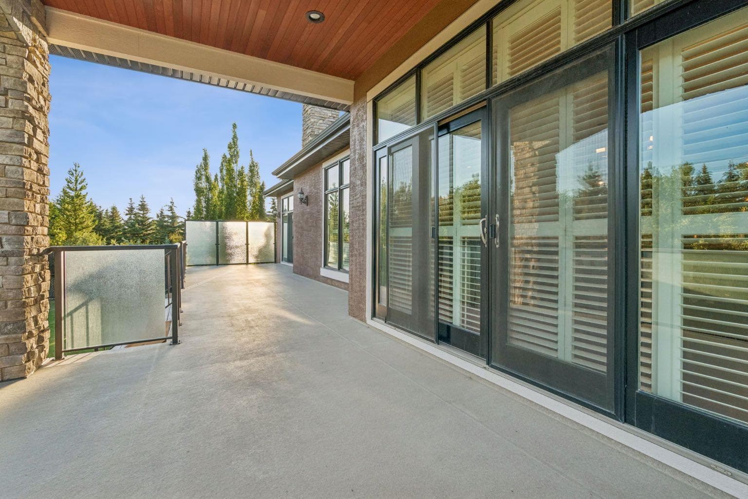 16 Wycliffe Mews 