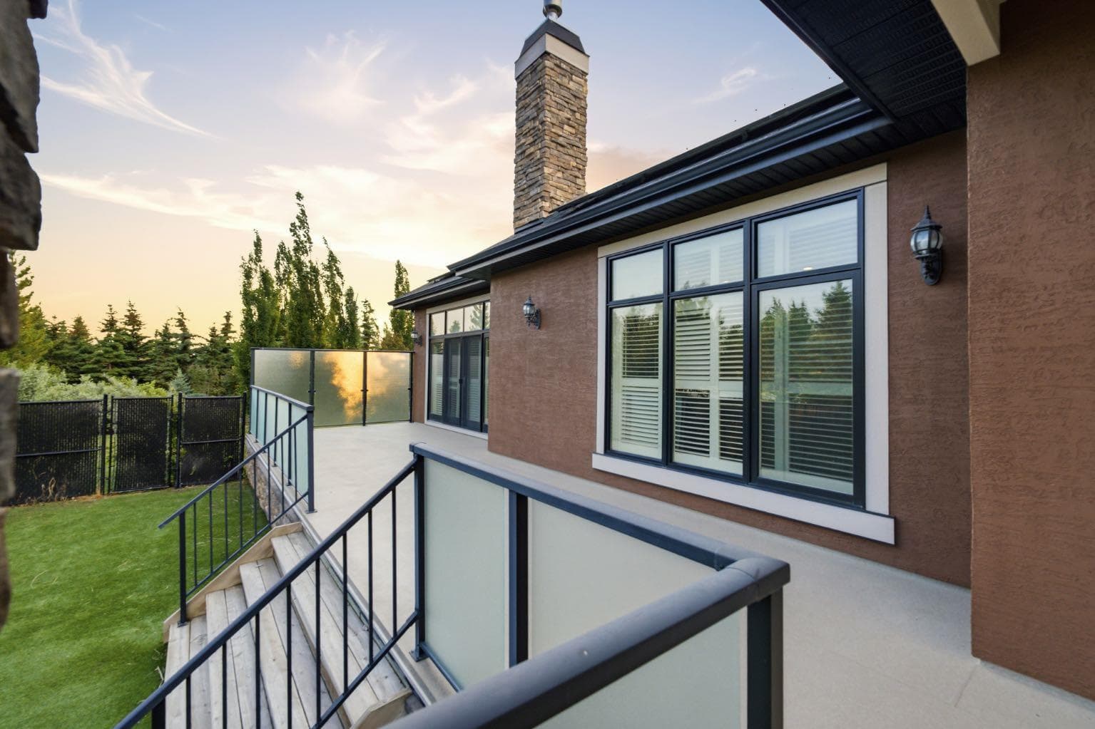 16 Wycliffe Mews 