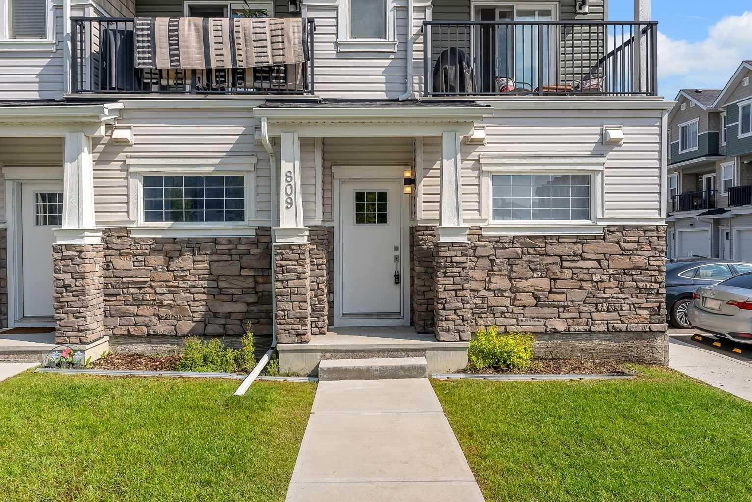 809, 115 Sagewood Drive SW