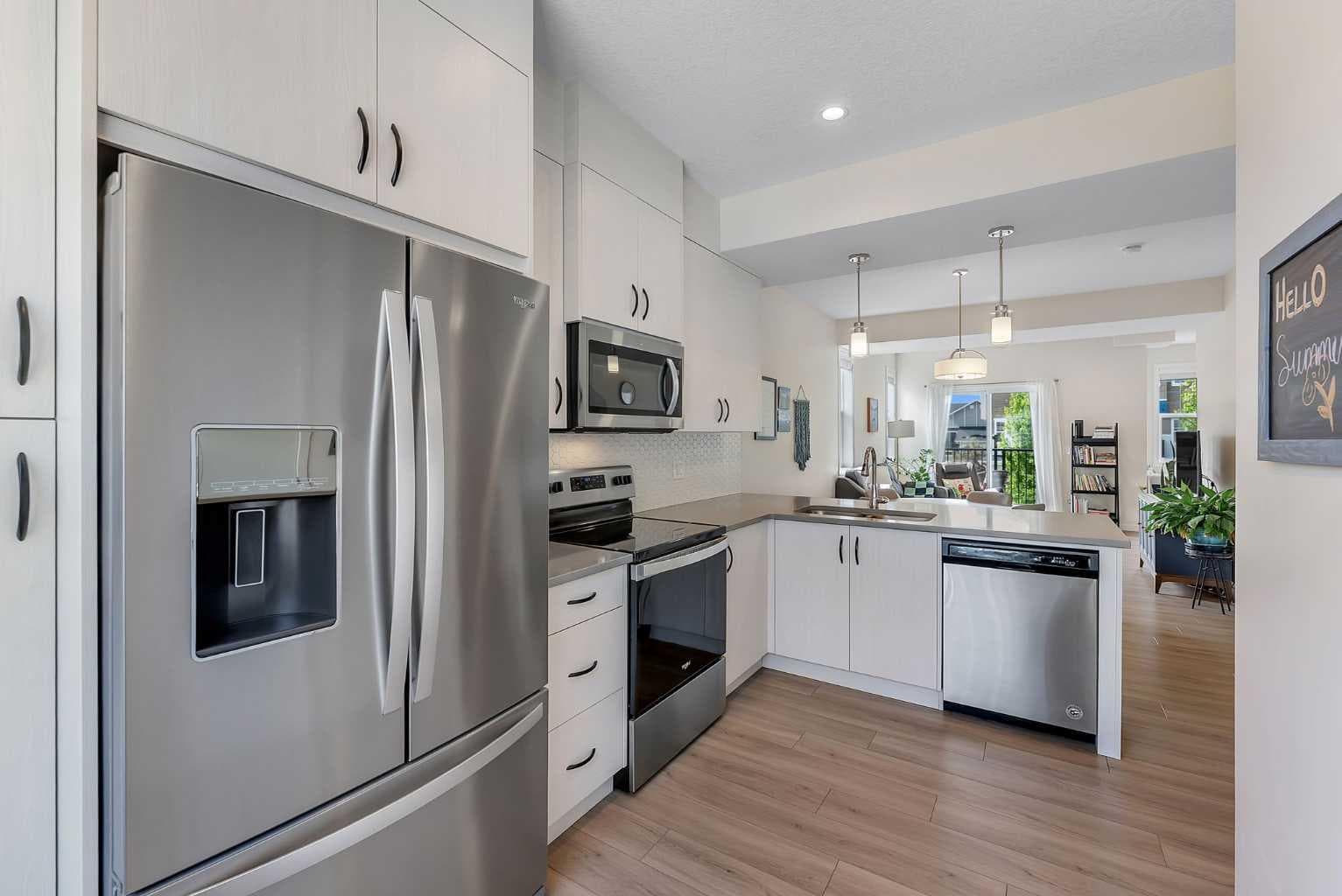 809, 115 Sagewood Drive SW