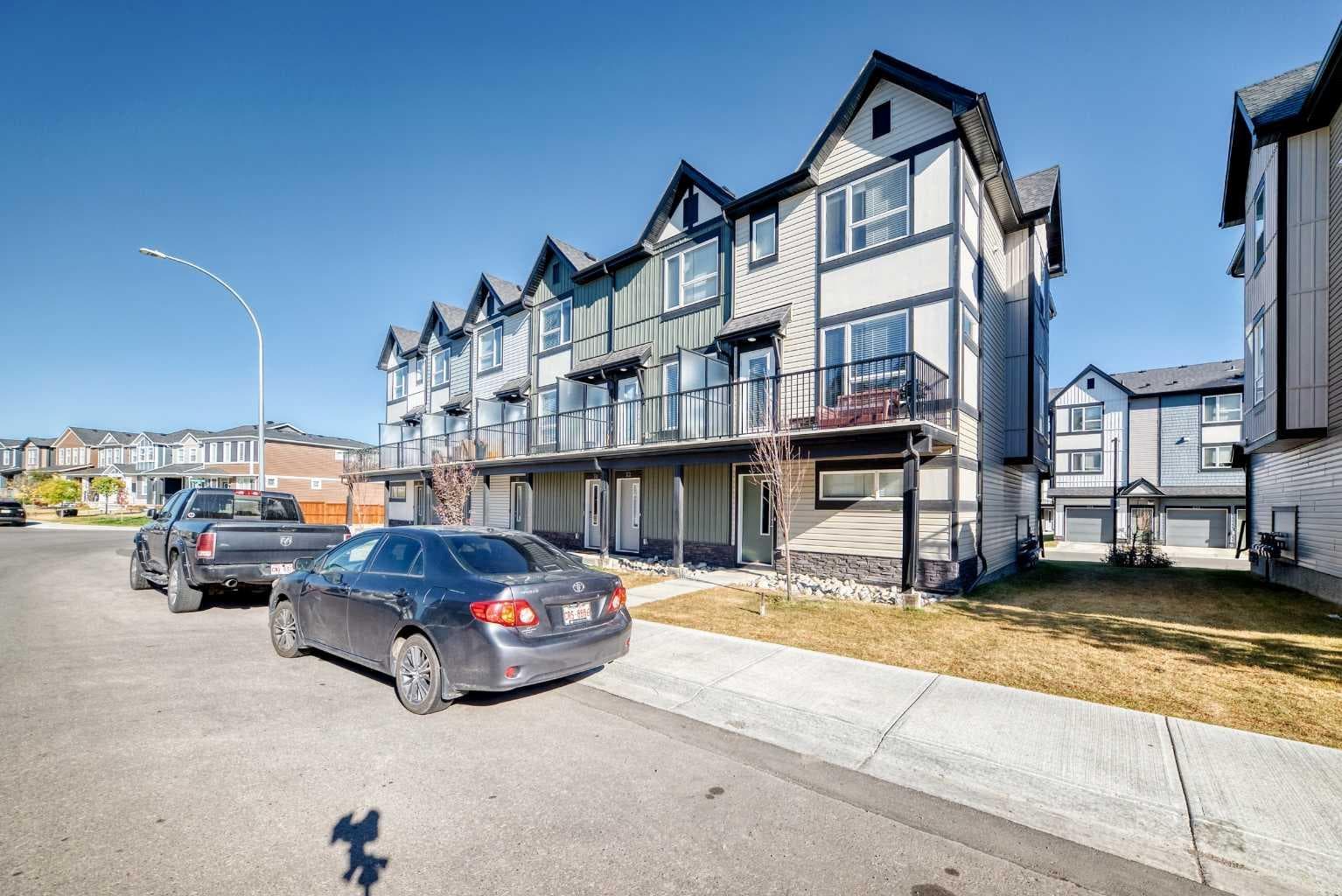 30 Evanscrest Park NW