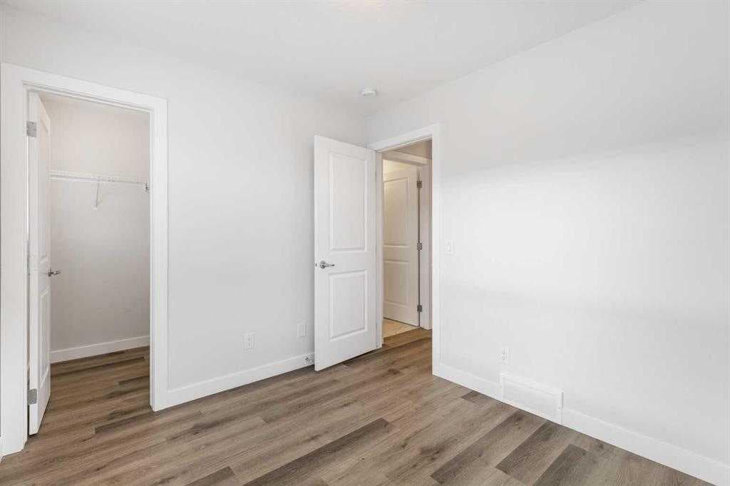 30 Evanscrest Park NW