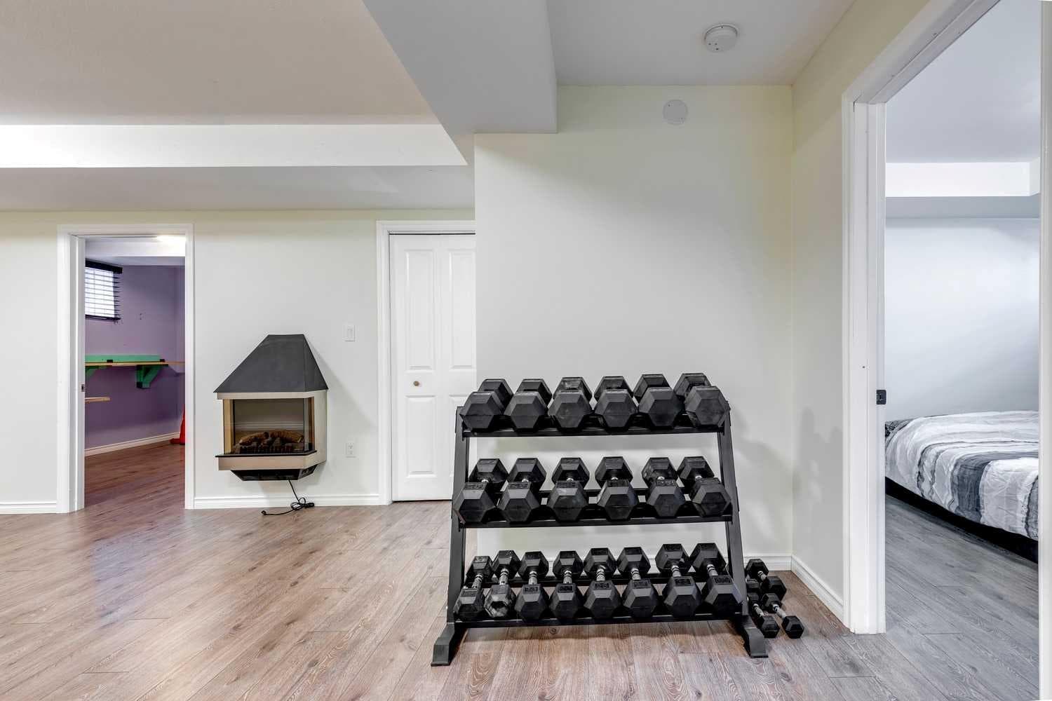 203 Bishop Mews NW