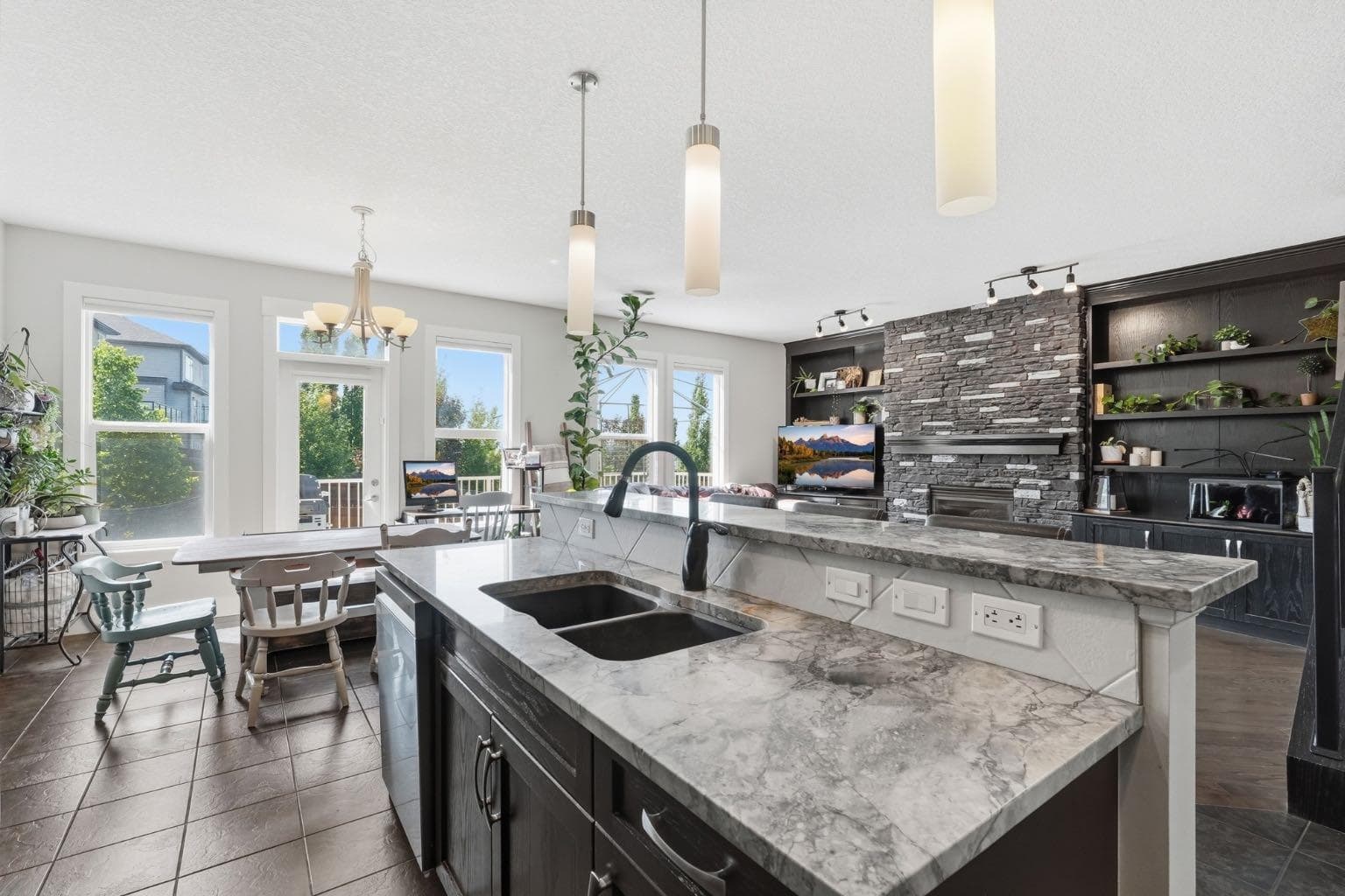 93 Heritage Hill 