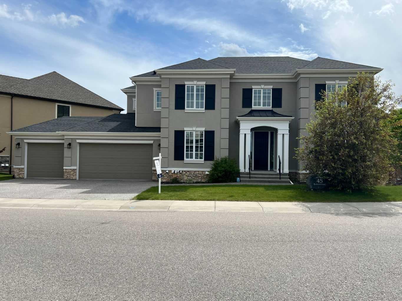 45 Rockcliff Heights NW