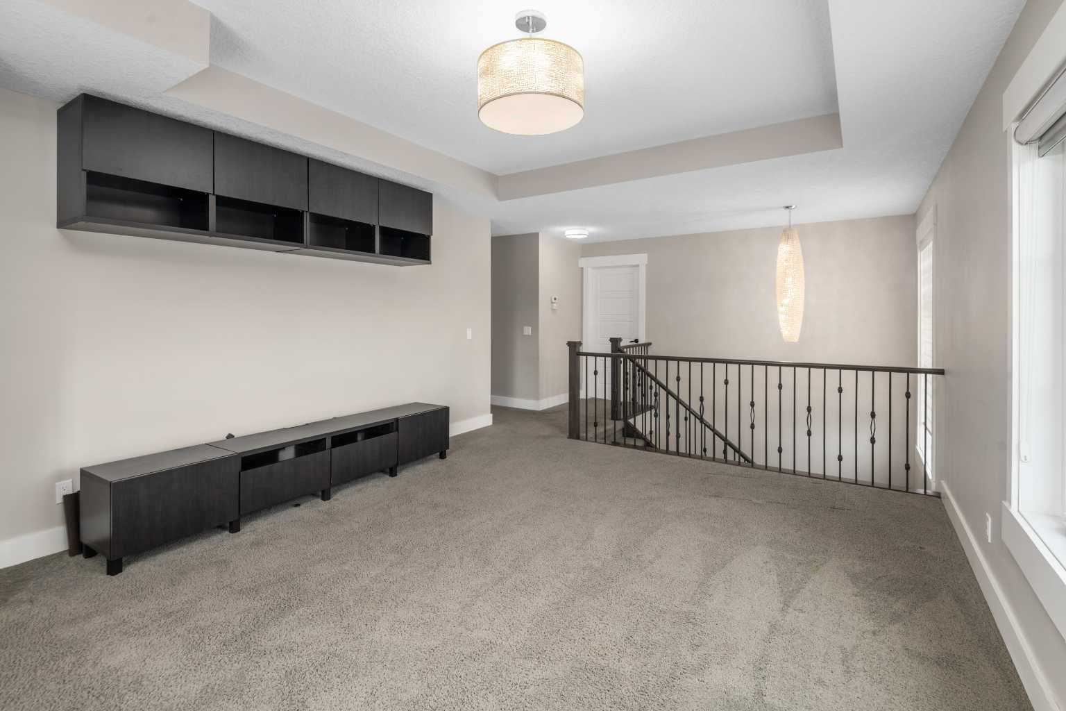 45 Rockcliff Heights NW