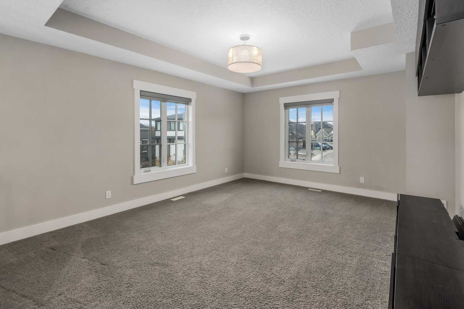 45 Rockcliff Heights NW