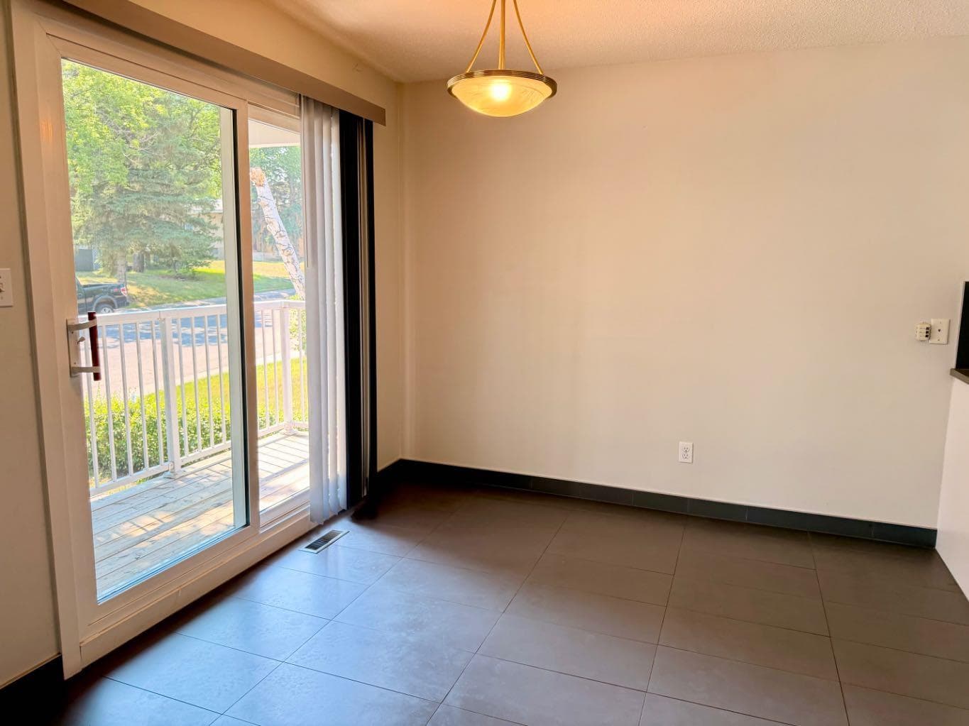 11129 - 11131 Sacramento Drive SW