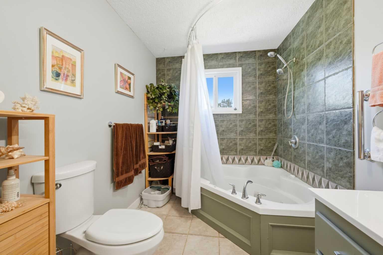 283080 Township Road 254  