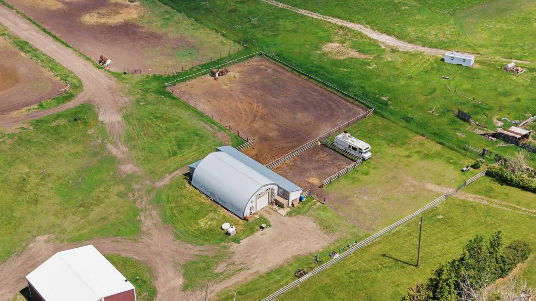283080 Township Road 254  