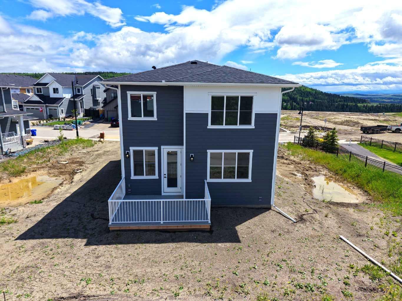 75 Sunvalley Way 