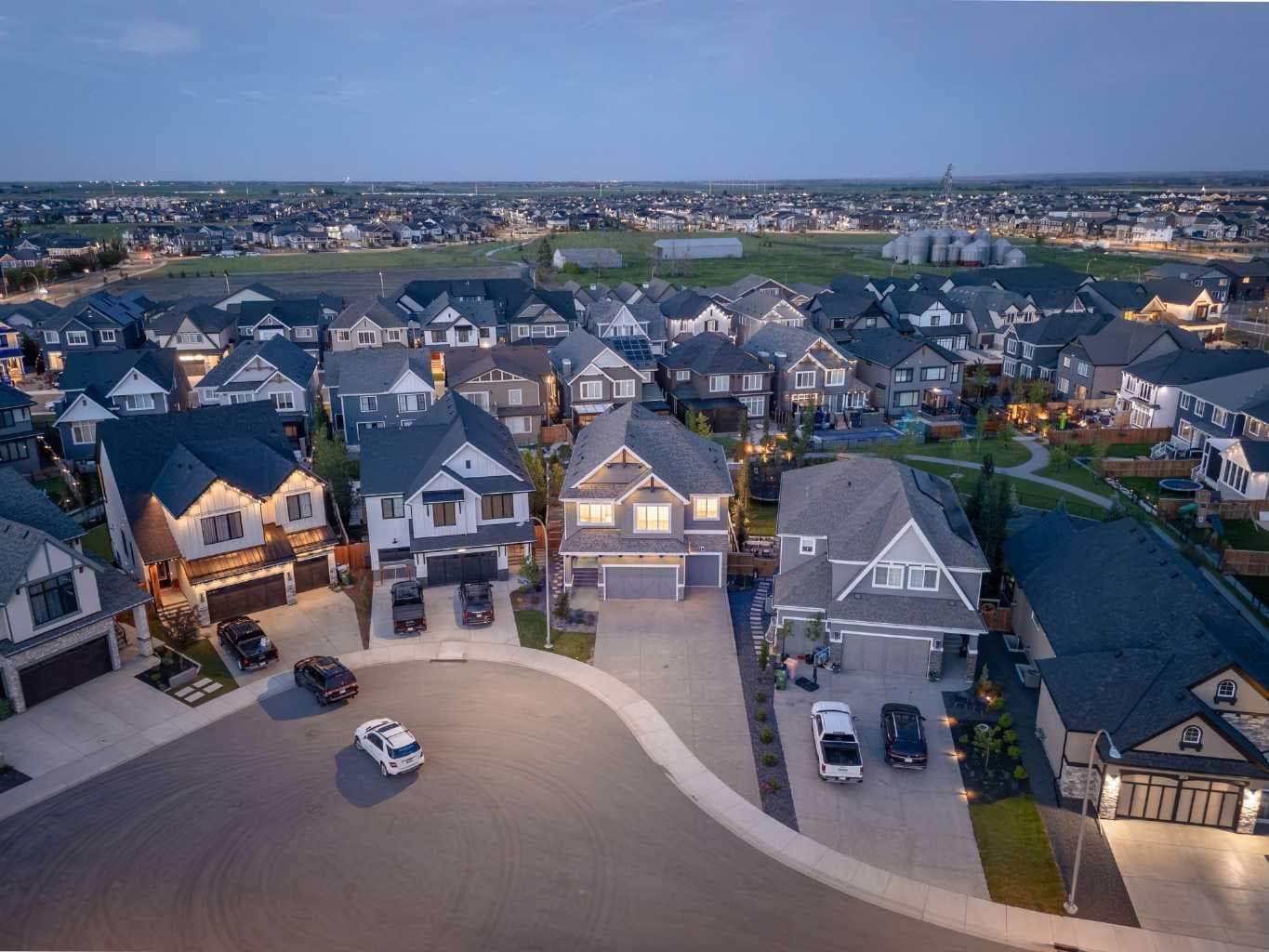 351 Marina Landing SE