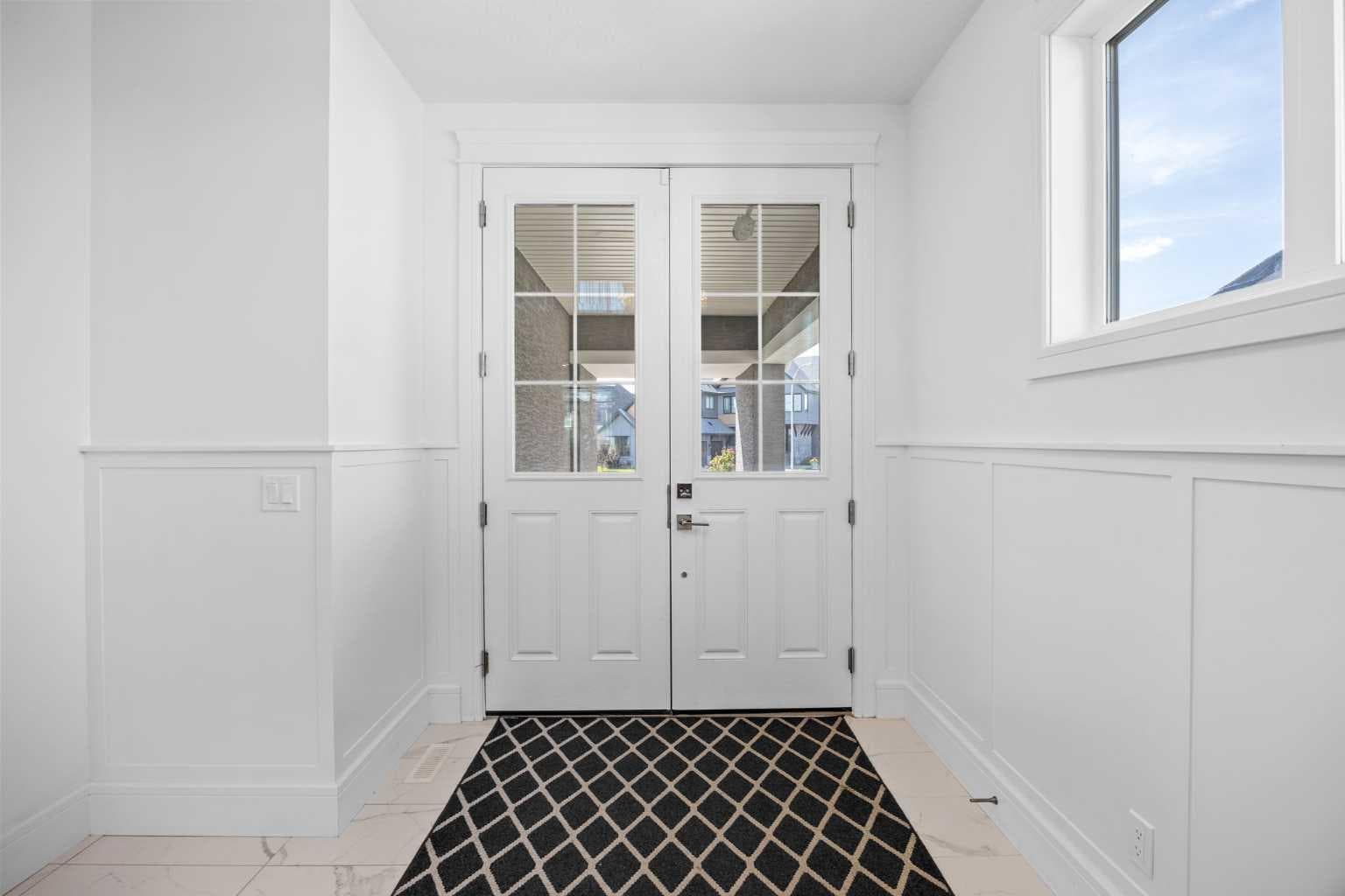 351 Marina Landing SE