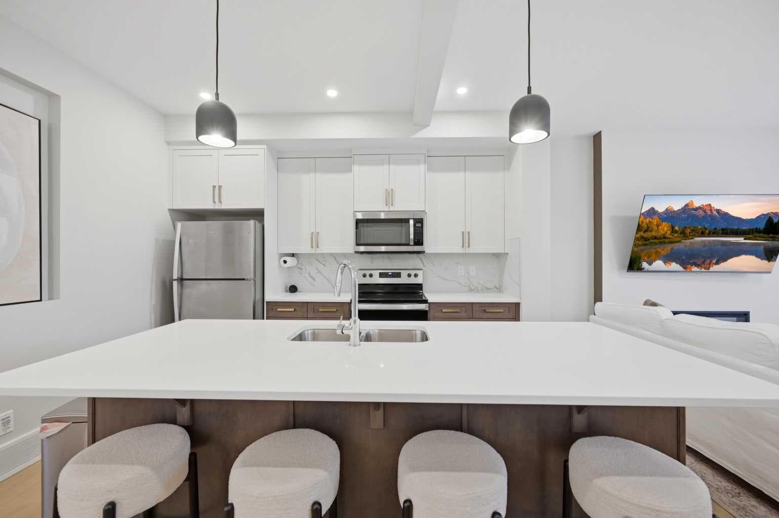 7 Lambeau Lane SE