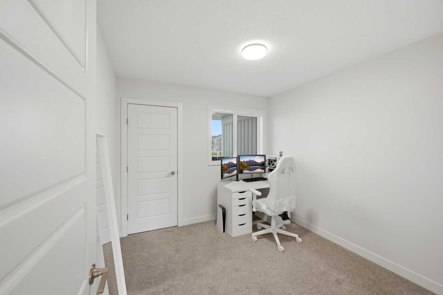 7 Lambeau Lane SE