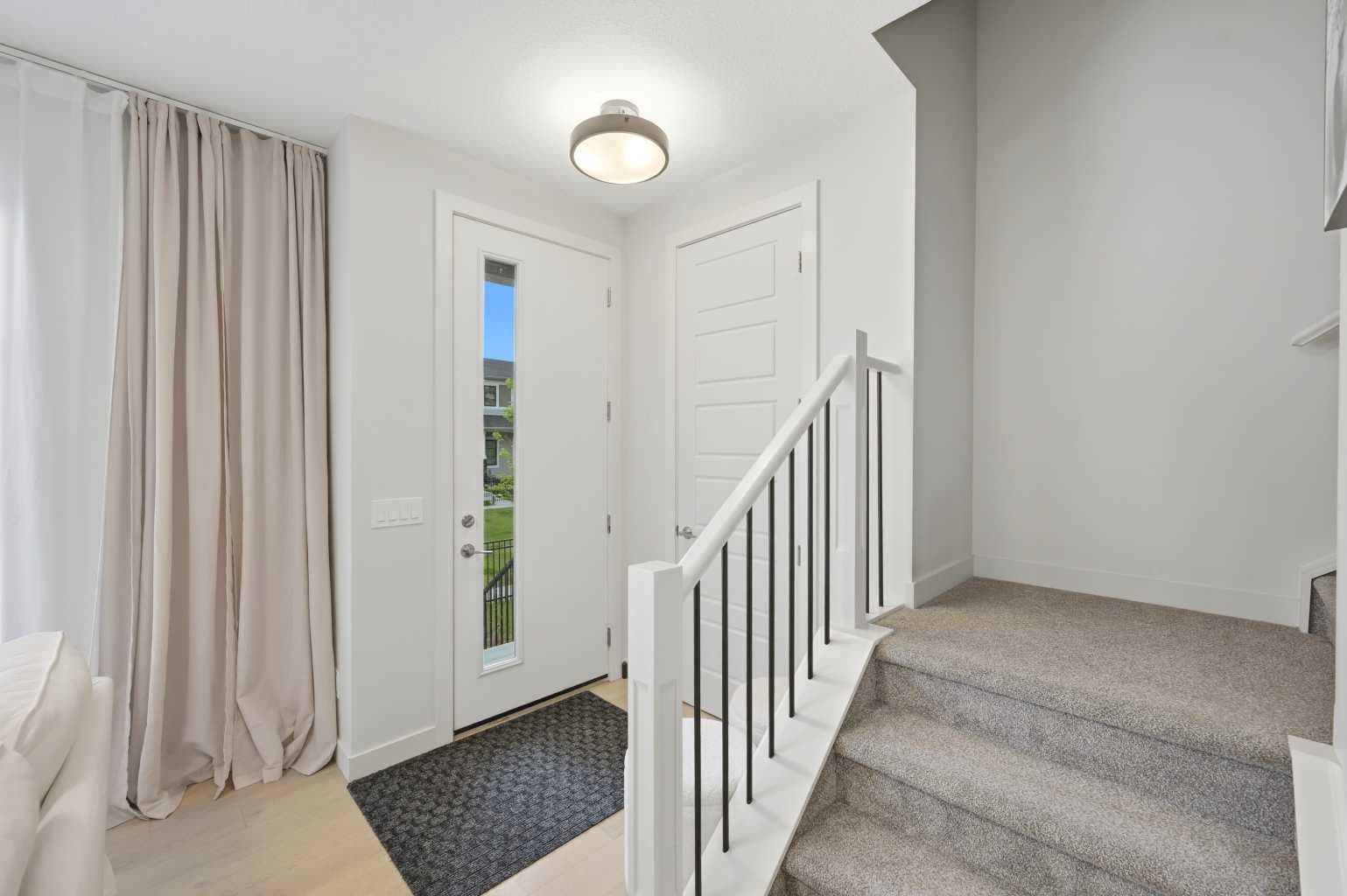 7 Lambeau Lane SE