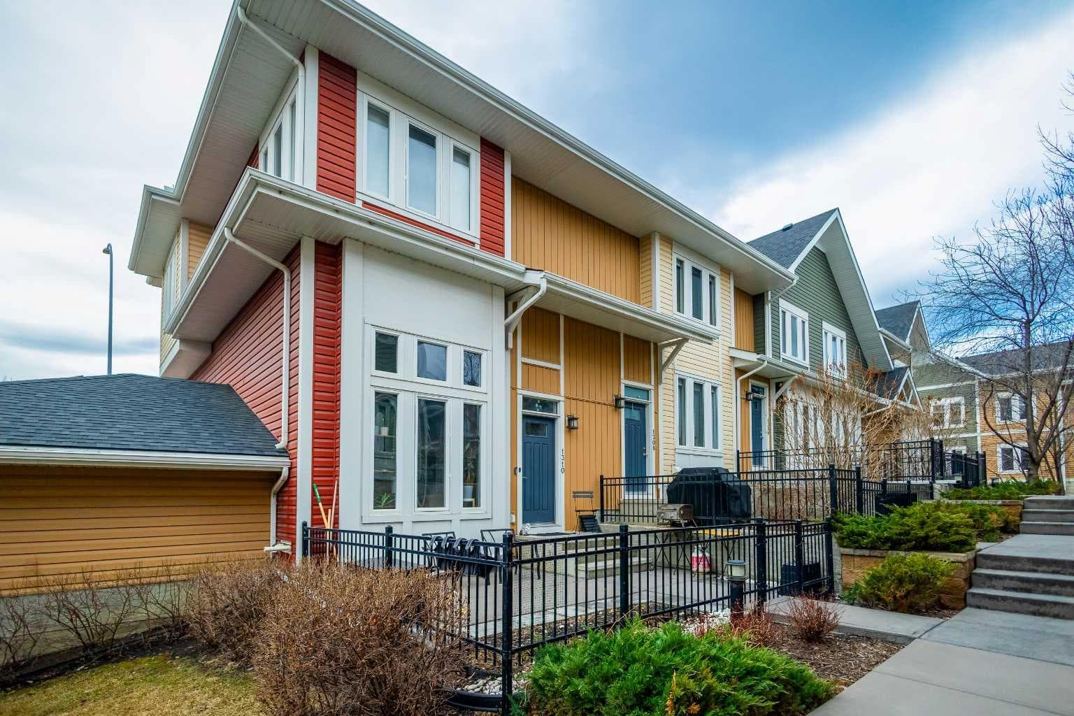 1310 Auburn Bay Square SE