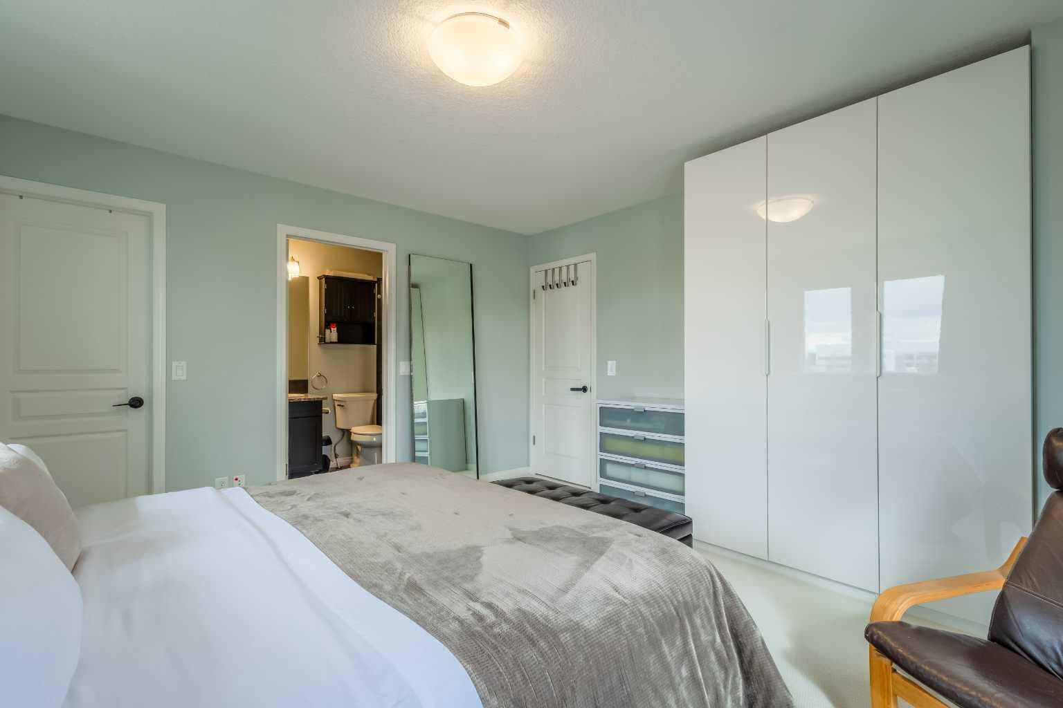 1310 Auburn Bay Square SE