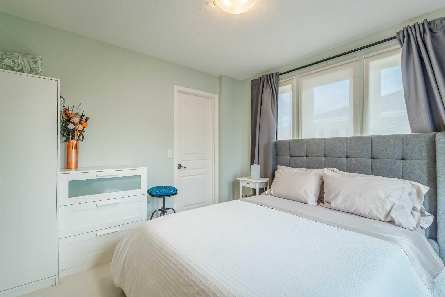 1310 Auburn Bay Square SE