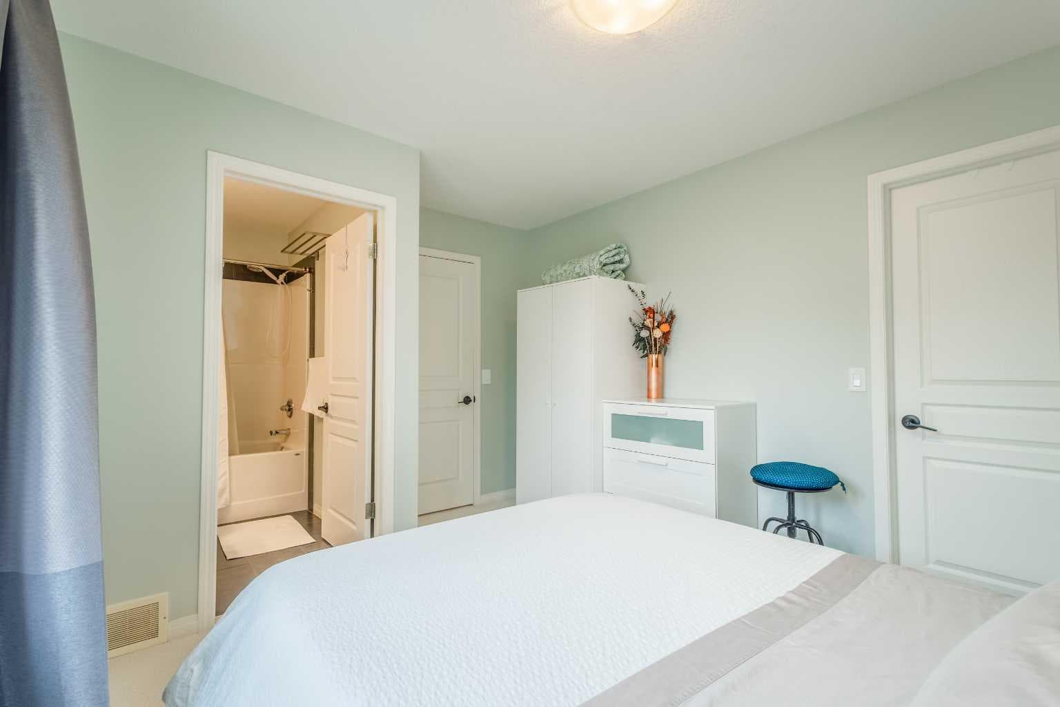 1310 Auburn Bay Square SE
