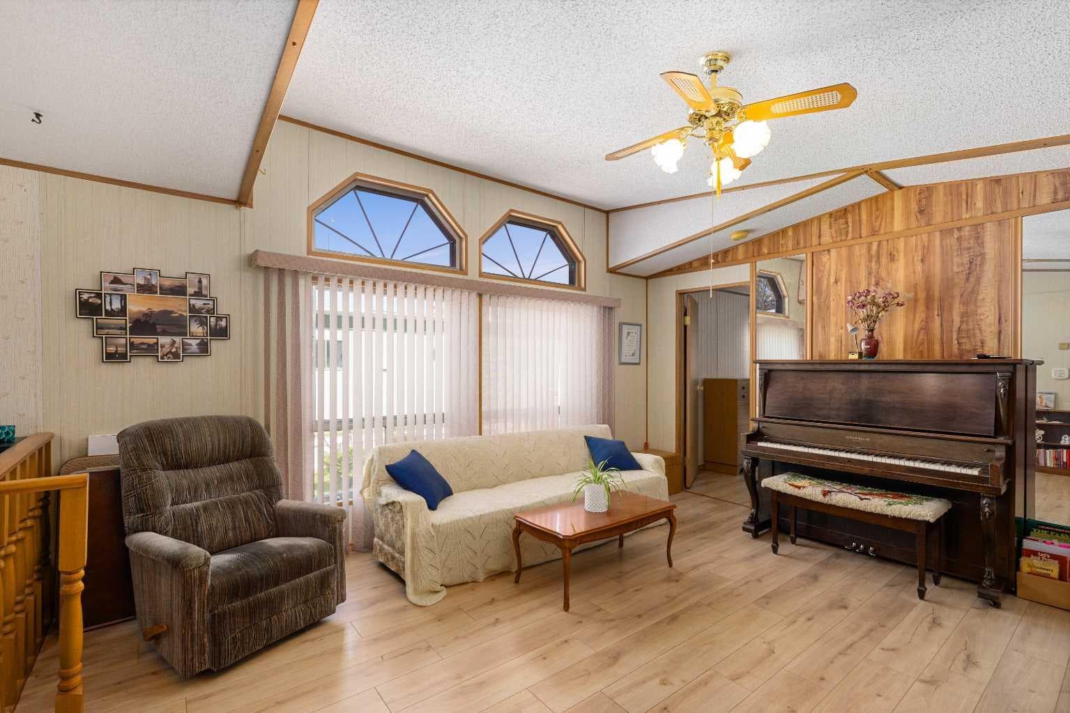 71, 99 Arbour Lake Road NW